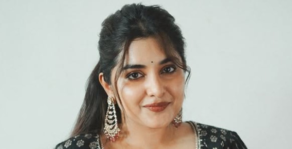 Nivetha Thomas
