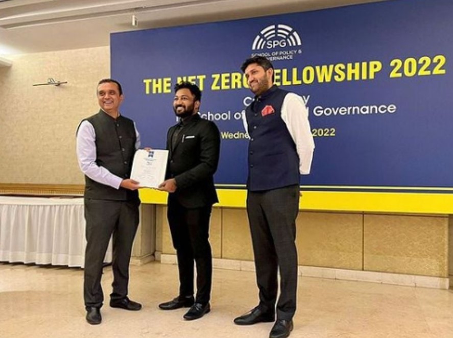 Vikraman Radhakrishnan awarded with net zero fellowship by the School of Policy and Governance