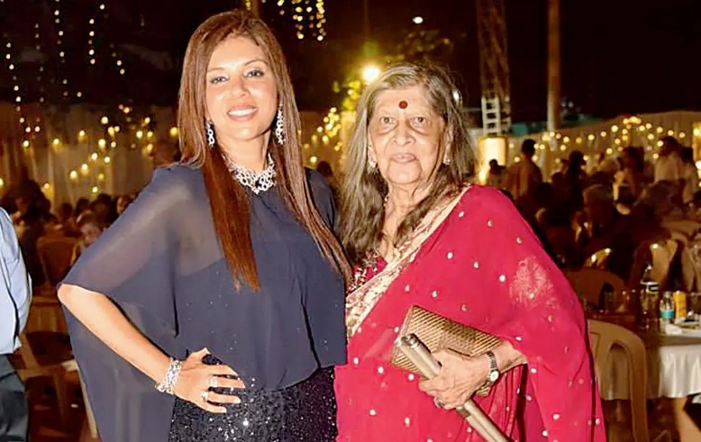 Anandini Thakoor with Dr Cheryl Misquitta