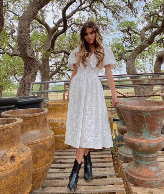 Ashley Brooke height
