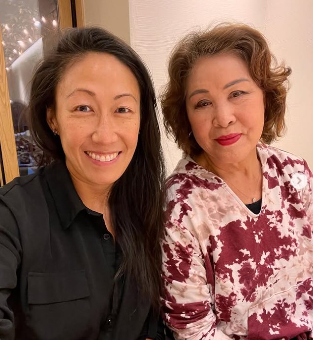 Christine Yi with her mom