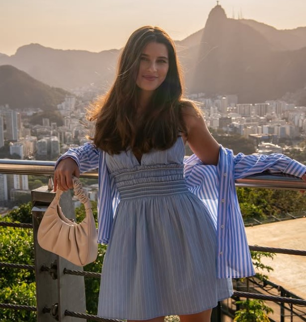 Giovana Baptista age