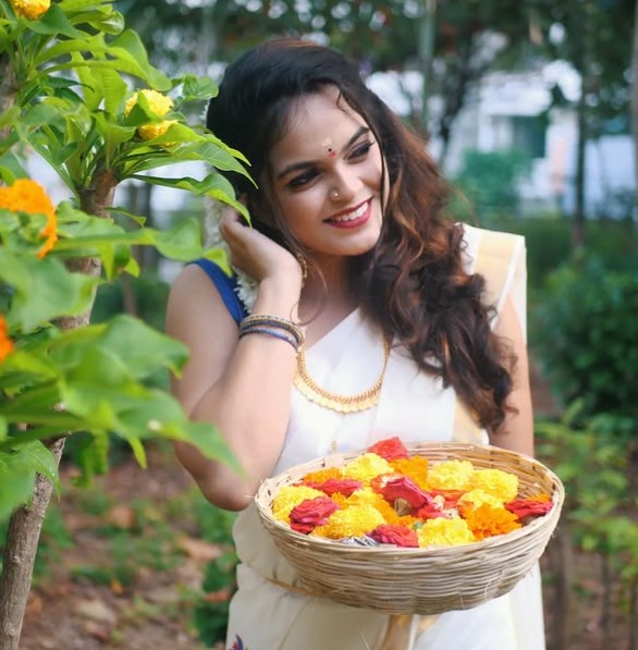 Kavya Sivakumar bio