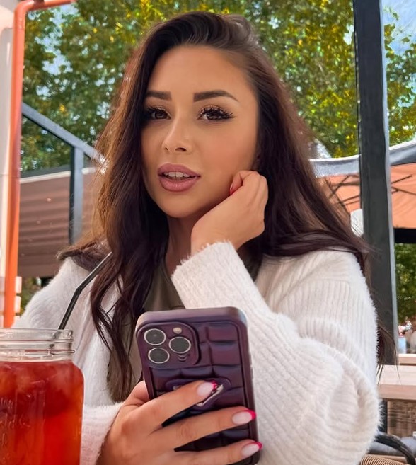 Izabel Zagfarova bio