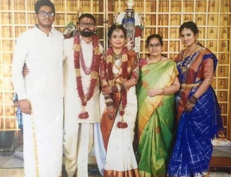 Ramya Pandian with her family