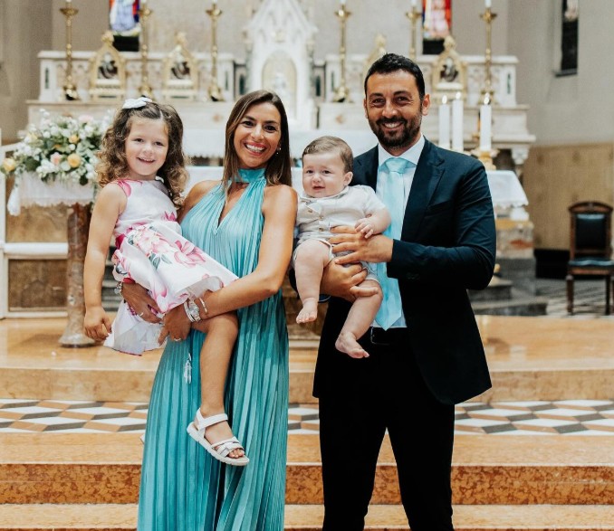 Roberta Mercurio Caldirola with her husband and kids