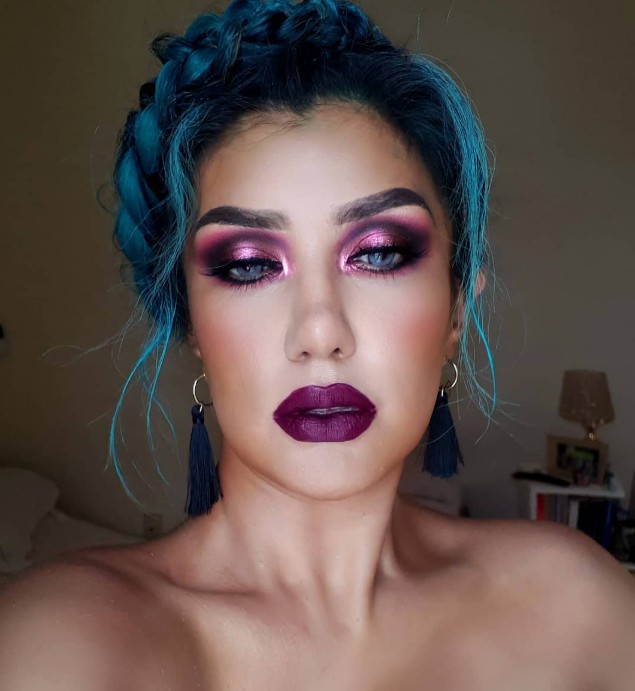 Aurora Makeup bio