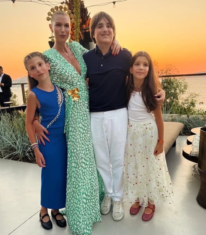 Derin Mermerci with her kids