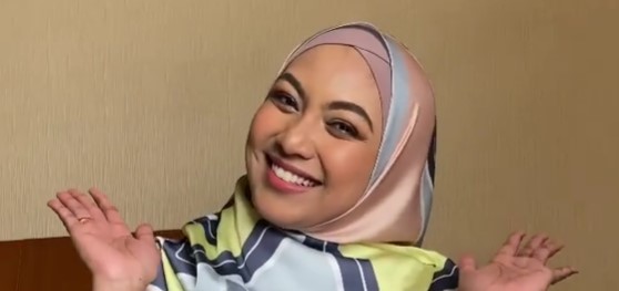 Dr Husna Zahry