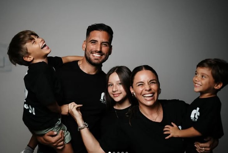 Fernanda Gallardo with her husband and kids