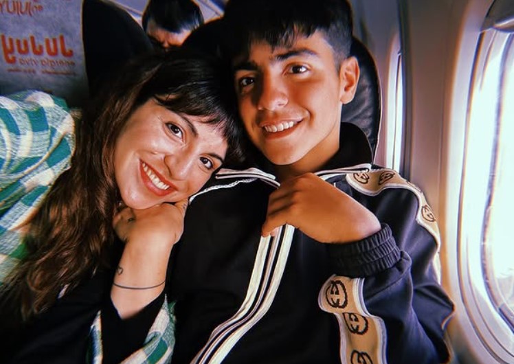 Gianinna Maradona with her son