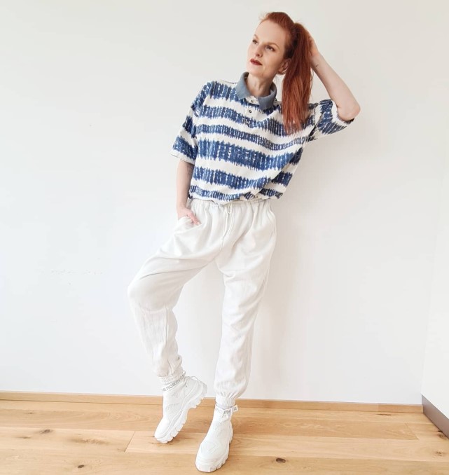 Iva Pazderkova height