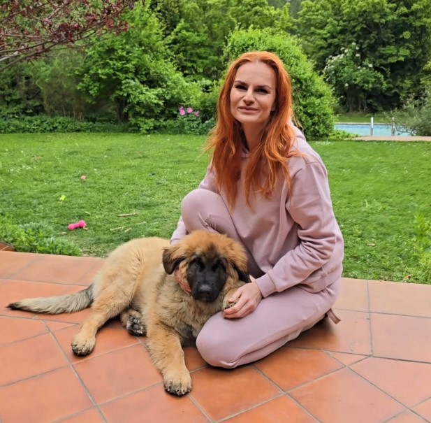 Iva Pazderkova wiki