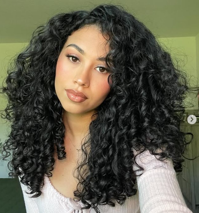 Bricia Benitez bio