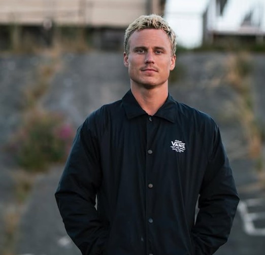 Dennis Enarson age