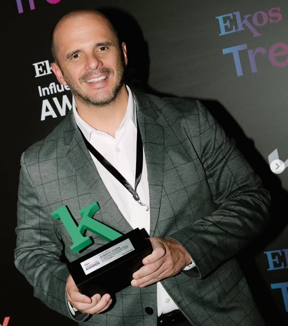 Roberto Ochoa award