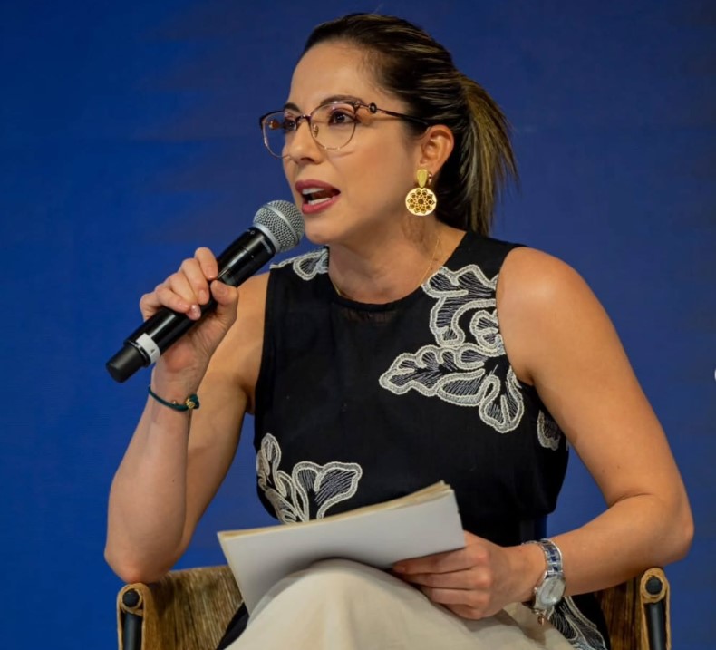 Johana Amaya bio