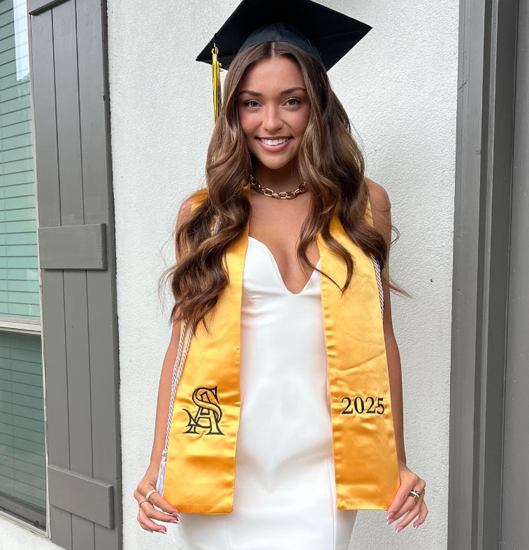 Presley Elise bio