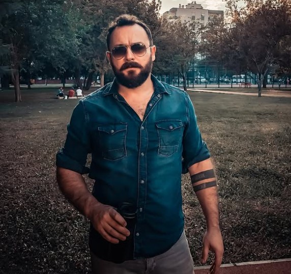 Caner Yaman age