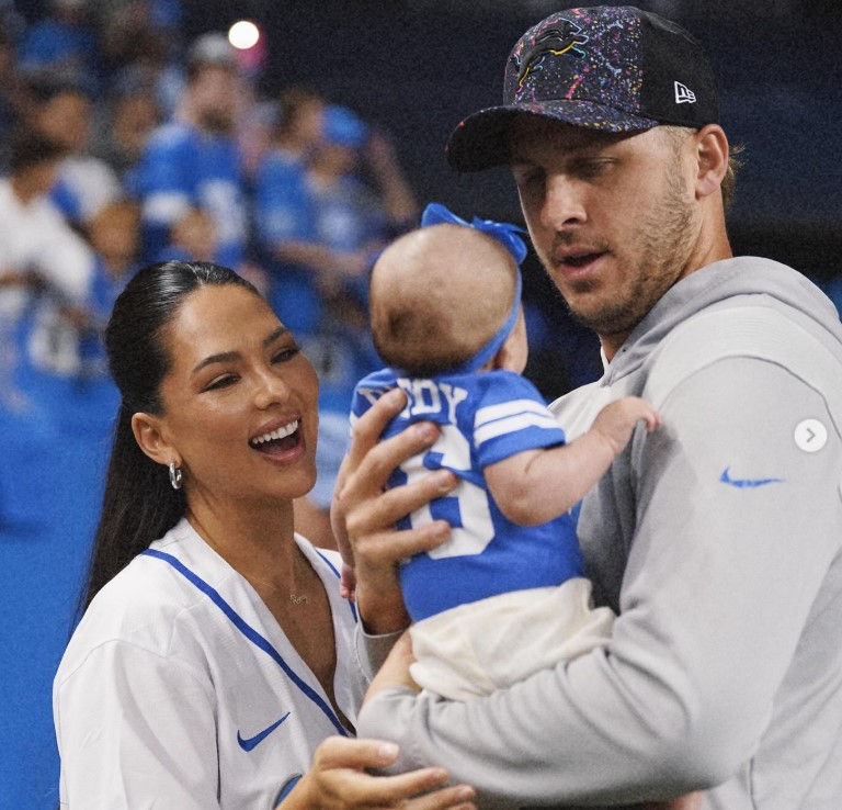 Christen Harper with her husband and kid