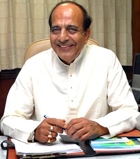 Dinesh Trivedi profession