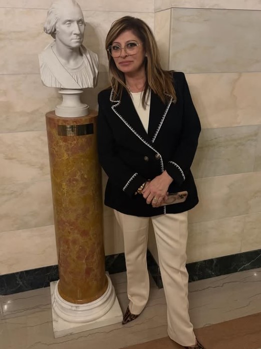 Maria Bartiromo height