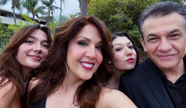 Maria Canals-Barrera with her husband and daughters