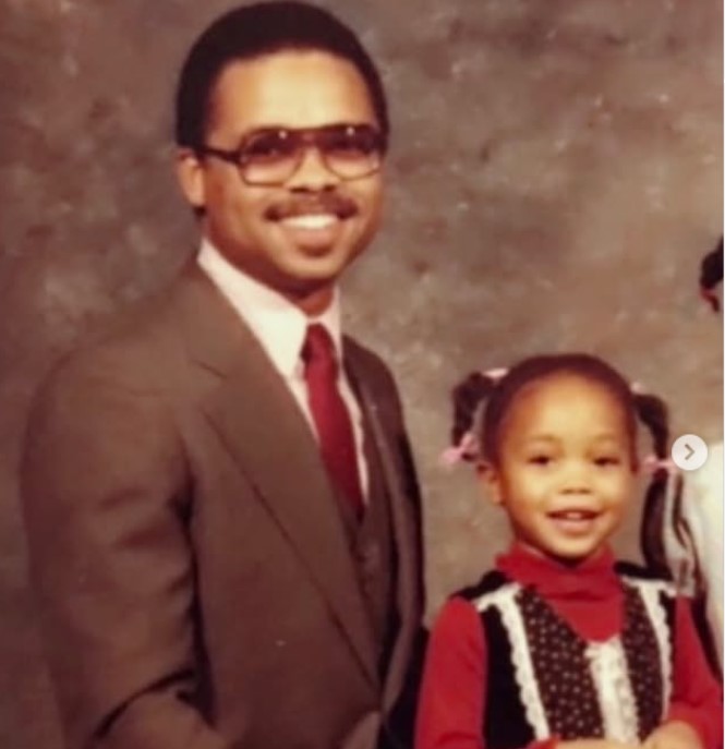 Shamari Fears' childhood image with her dad