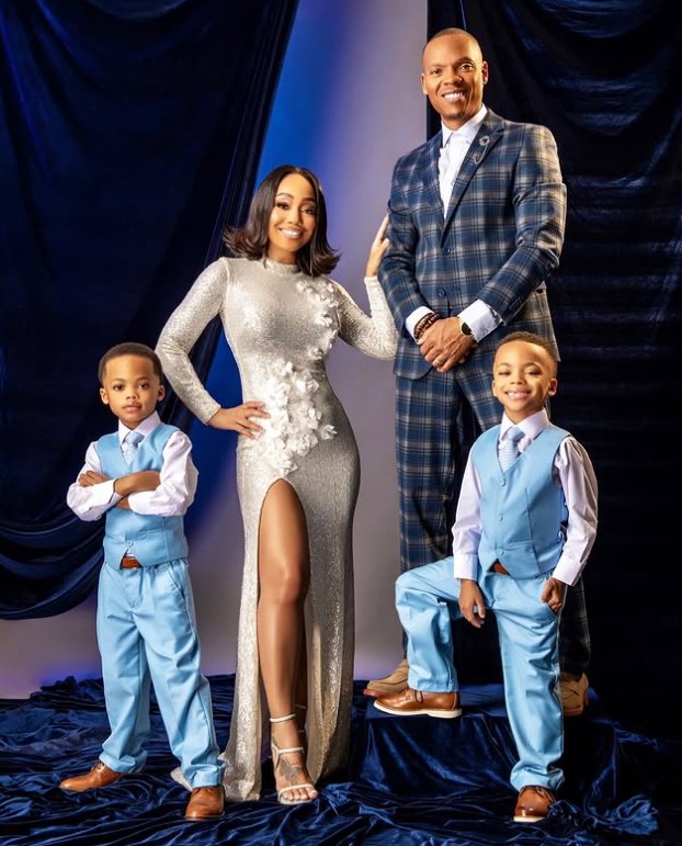 Shamari Fears with her husband and kids