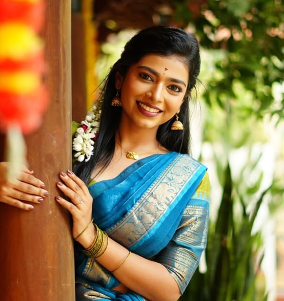 Swetha Kumar bio