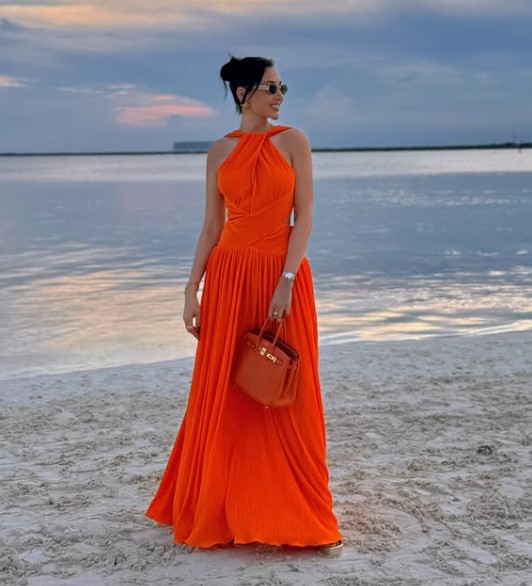 Cynthia Alesco height