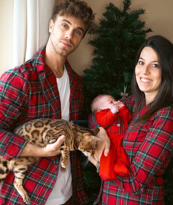 Edoardo Santonocito with his wife and kid