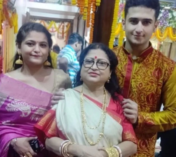 Sujit Bose's wife and children