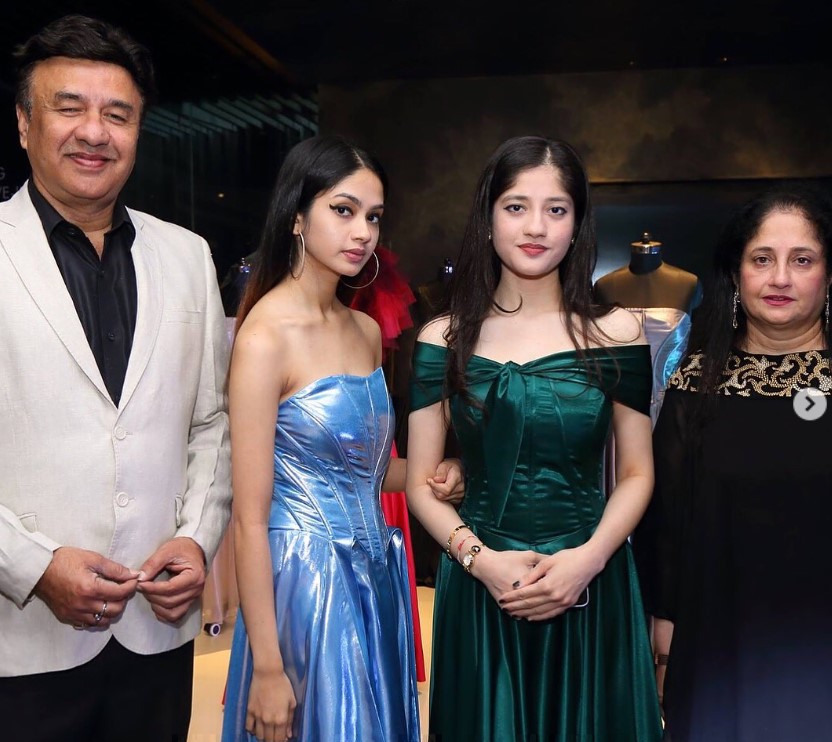 Ada Malik with her parents and sister