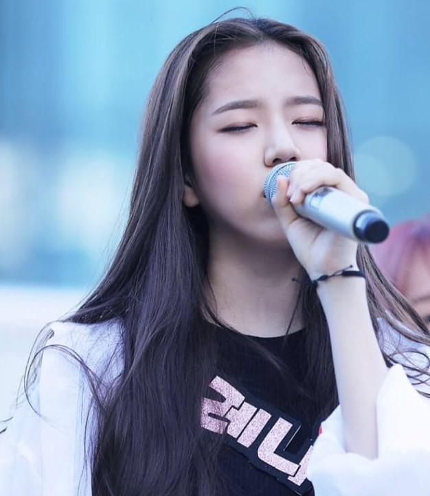 GWSN Lena career