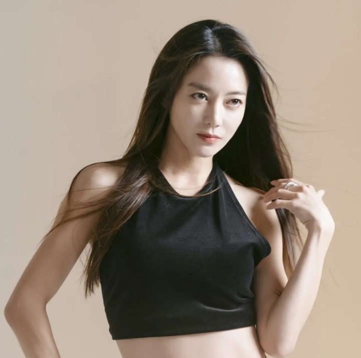 Lee So-yeon age