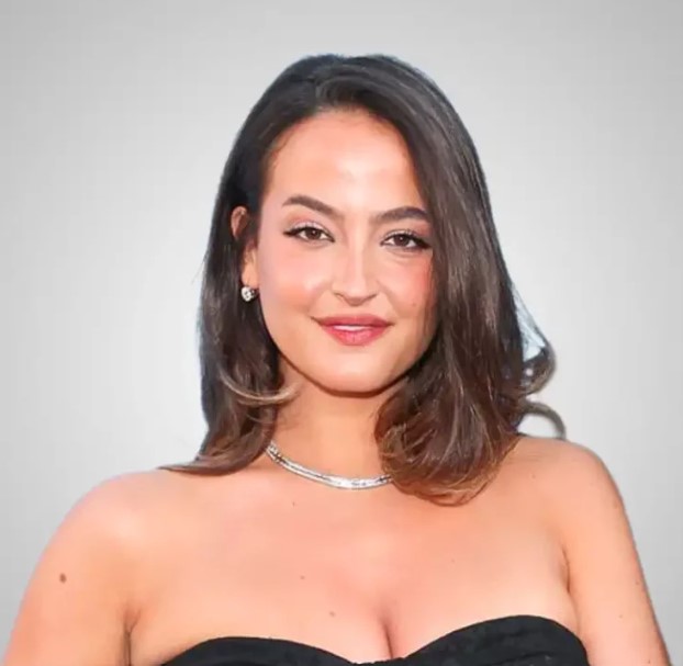 Victoria Lovatsis age