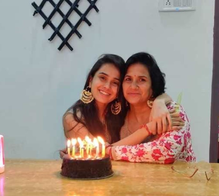 Anushka Kaushik with her mom