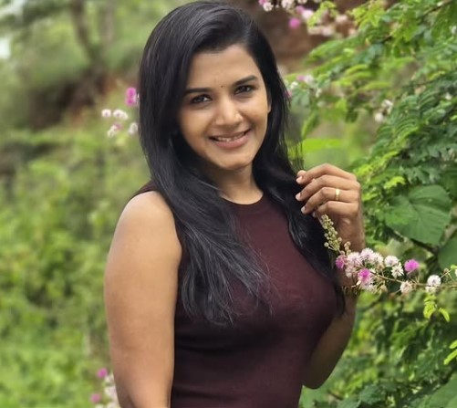 Divyashree Sullia wiki