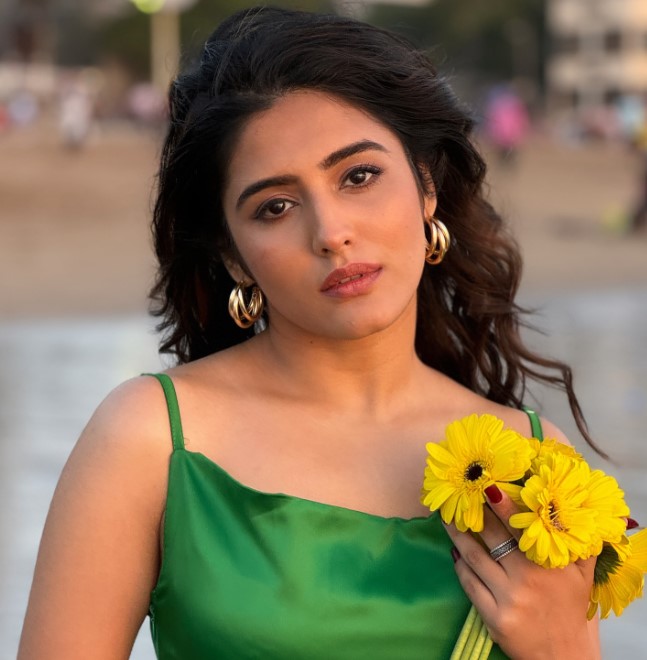 Khushbu Rajendra bio