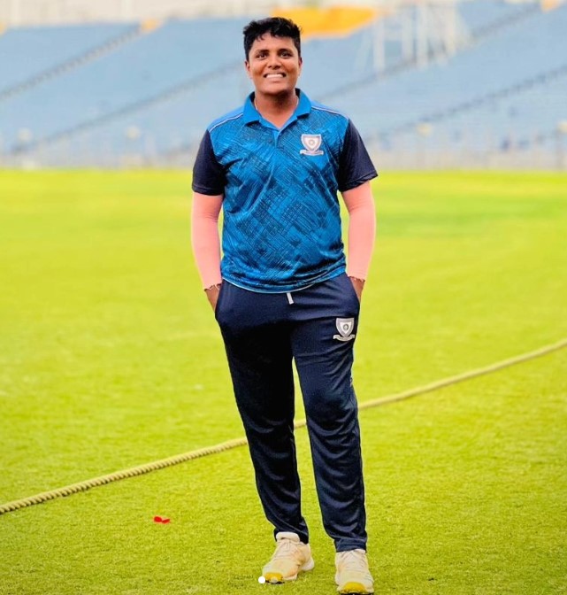 Kiran Navgire height