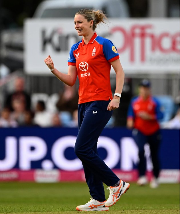 Lauren Bell height
