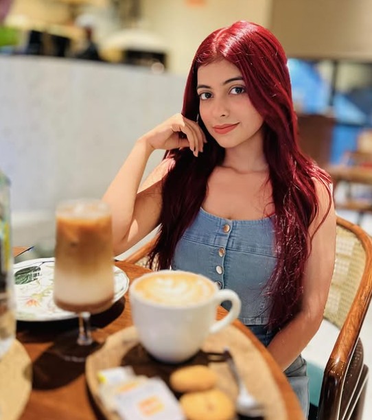 Riya Pandey wiki