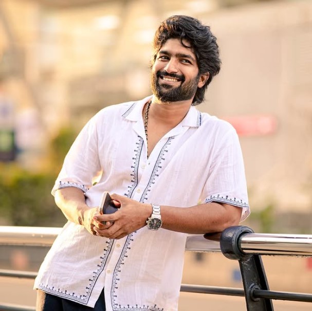 Rudran Praveen bio
