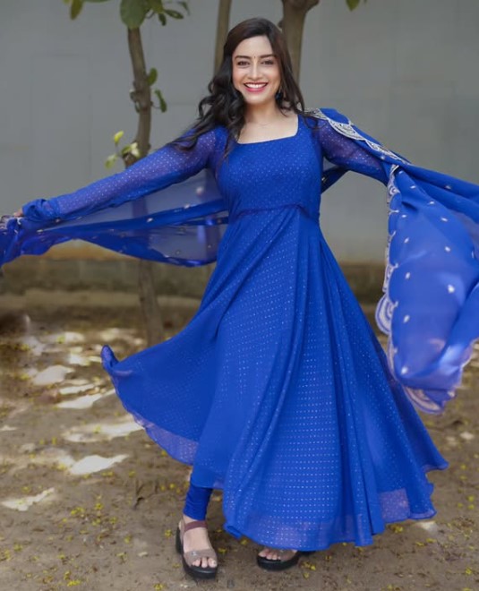 Sangeetha Sai height
