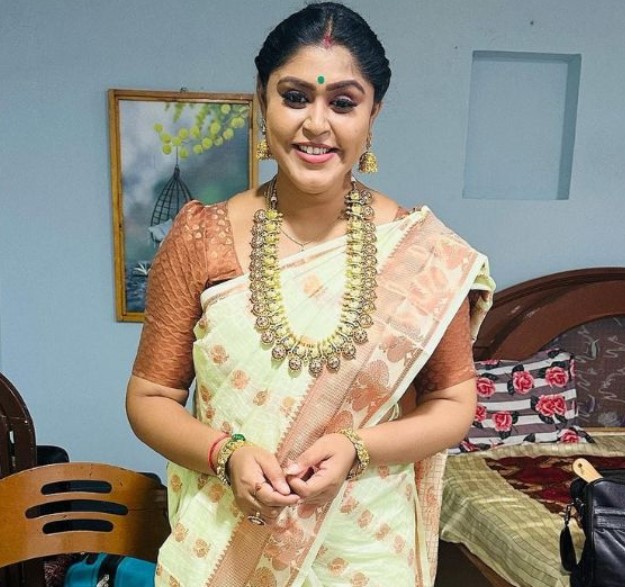 Sasi Laya bio
