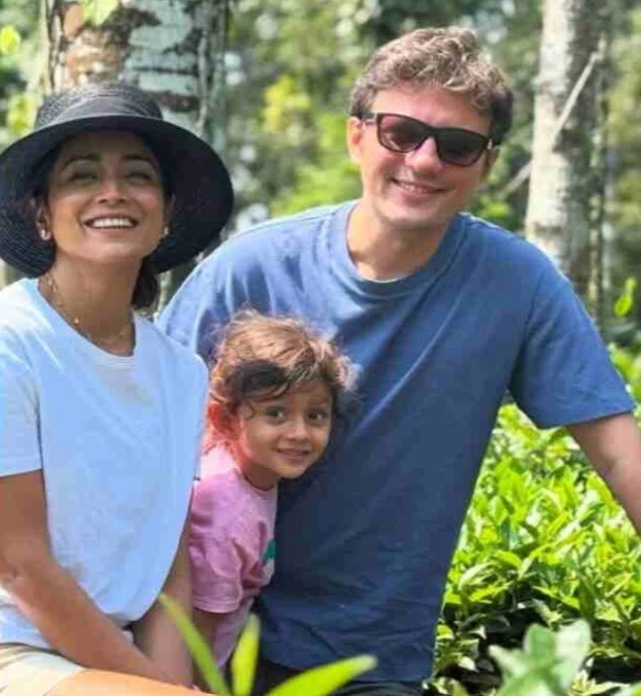 Shriya Saran with her husband and daughter