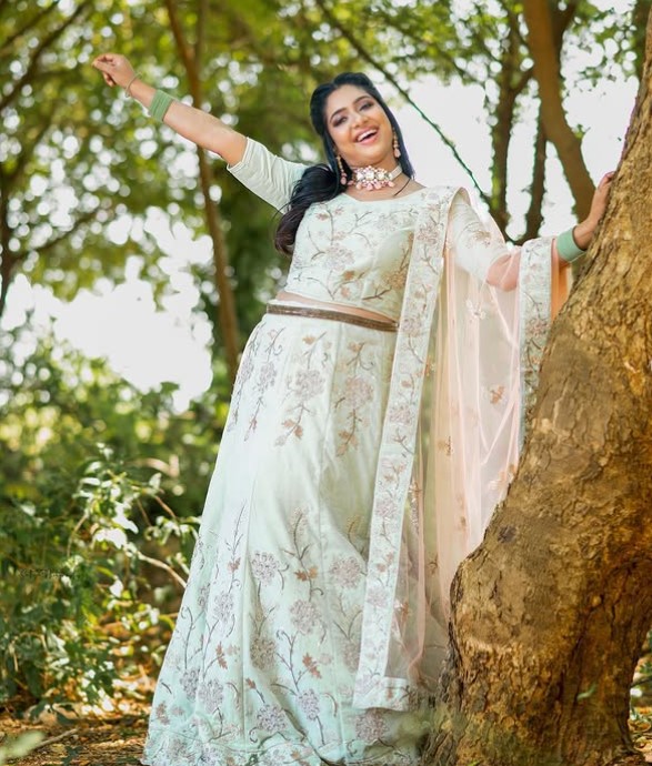 Syamantha Kiran height