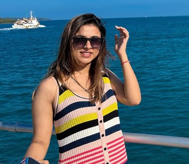 Anushka Chaudhary bio