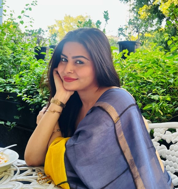 Himani Thapliyal age